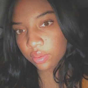 Meet your Posher, Destiny